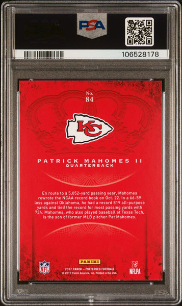 PATRICK MAHOMES SIGNED 2017 PANINI CROWN ROYALE #84 ROOKIE RC PSA 8 AUTO 10