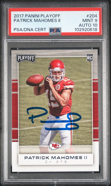 PATRICK MAHOMES SIGNED 2017 PANINI PLAYOFF ROOKIE RC #204 PSA 9 AUTO 10