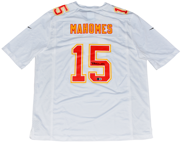 PATRICK MAHOMES SIGNED KANSAS CITY CHIEFS TUNDRA WHITE NIKE JERSEY BECKETT