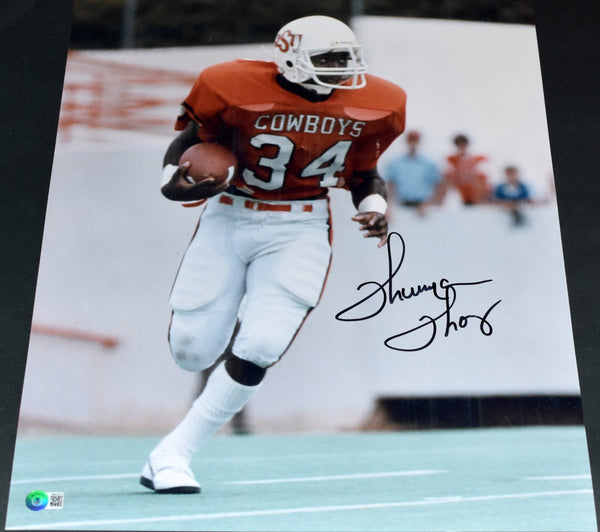 THURMAN THOMAS AUTOGRAPHED OKLAHOMA STATE COWBOYS 16x20 PHOTO BECKETT