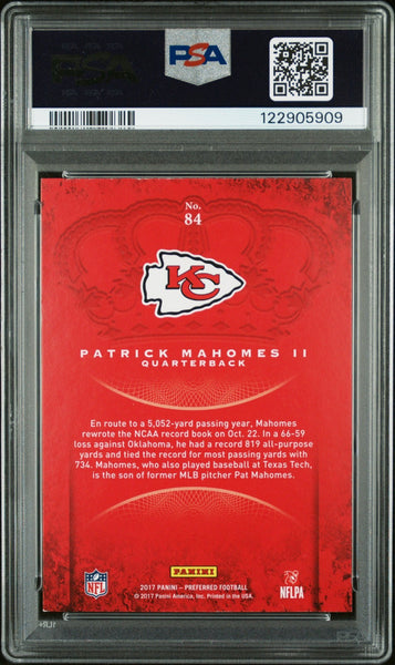 PATRICK MAHOMES SIGNED 2017 PANINI CROWN ROYALE #84 ROOKIE RC PSA AUTO 10