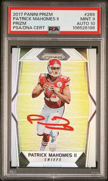 PATRICK MAHOMES SIGNED 2017 PANINI SILVER PRIZM ROOKIE #269 RC PSA 9 AUTO 10