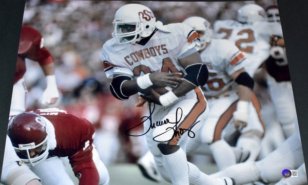 THURMAN THOMAS SIGNED OKLAHOMA STATE COWBOYS VS OU 16x20 PHOTO BECKETT