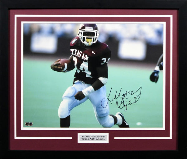 LEELAND McELROY SIGNED TEXAS A&M AGGIES 16x20 FRAMED PHOTO COA