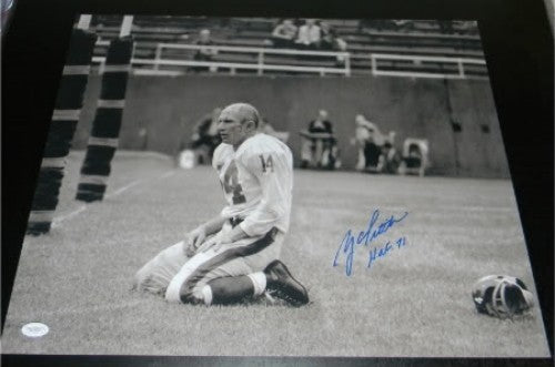 Y. A. YA TITTLE AUTOGRAPHED SIGNED NEW YORK GIANTS 16x20 B&W PHOTO BLOODY KNEES