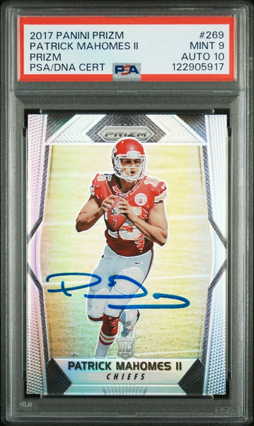 PATRICK MAHOMES SIGNED 2017 PANINI SILVER PRIZM ROOKIE RC #269 PSA 9 AUTO 10