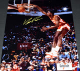 DOMINIQUE WILKINS SIGNED ATLANTA HAWKS SLAM DUNK CONTEST 16x20 PHOTO BECKETT