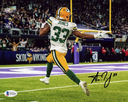 AARON JONES AUTOGRAPHED SIGNED GREEN BAY PACKERS 8x10 SPOTLIGHT PHOTO JSA