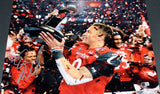 DESMOND RIDDER AUTOGRAPHED CINCINNATI BEARCATS TROPHY 16x20 PHOTO BECKETT