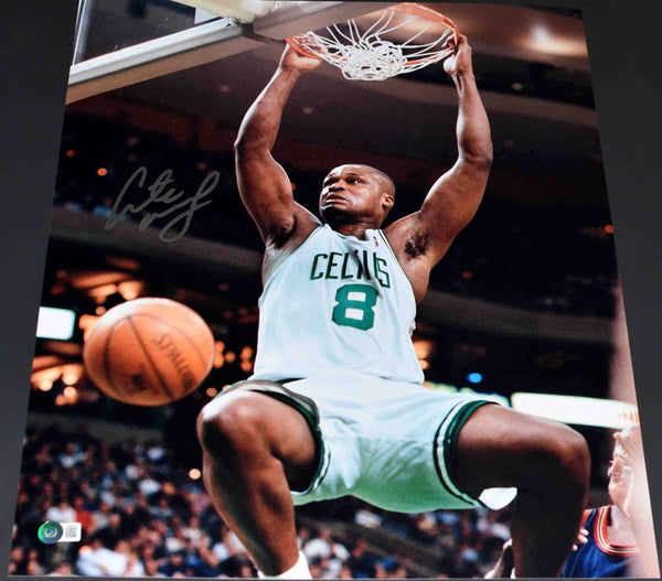 ANTOINE WALKER SIGNED AUTOGRAPHED BOSTON CELTICS 16x20 PHOTO BECKETT
