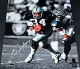 BO JACKSON AUTOGRAPHED OAKLAND RAIDERS SPOTLIGHT 16x20 PHOTO GTSM