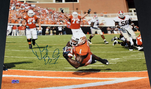 DEZ BRYANT AUTOGRAPHED OKLAHOMA STATE COWBOYS 16x20 PHOTO COA