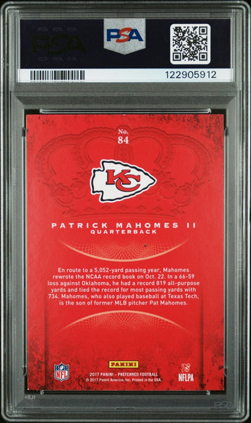 PATRICK MAHOMES SIGNED 2017 PANINI CROWN ROYALE #84 ROOKIE RC PSA 8 AUTO 10
