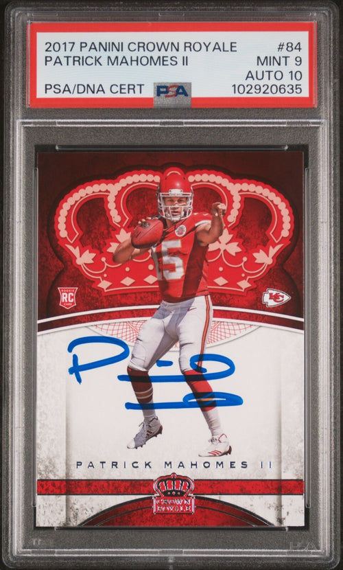 PATRICK MAHOMES SIGNED 2017 PANINI CROWN ROYALE #84 ROOKIE RC PSA 9 AUTO 10