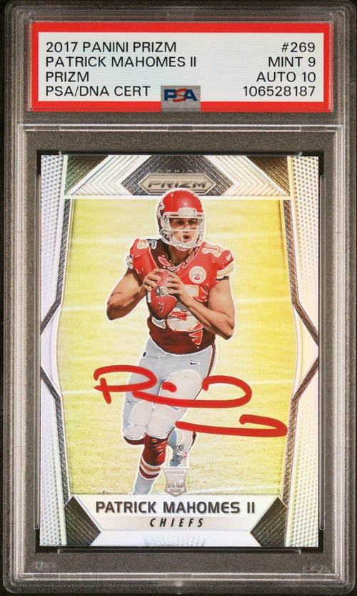 PATRICK MAHOMES SIGNED 2017 PANINI SILVER PRIZM ROOKIE #269 RC PSA 9 AUTO 10