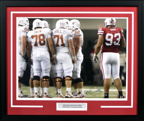NDAMUKONG SUH AUTOGRAPHED NEBRASKA CORNHUSKERS 16x20 FRAMED PHOTO COA